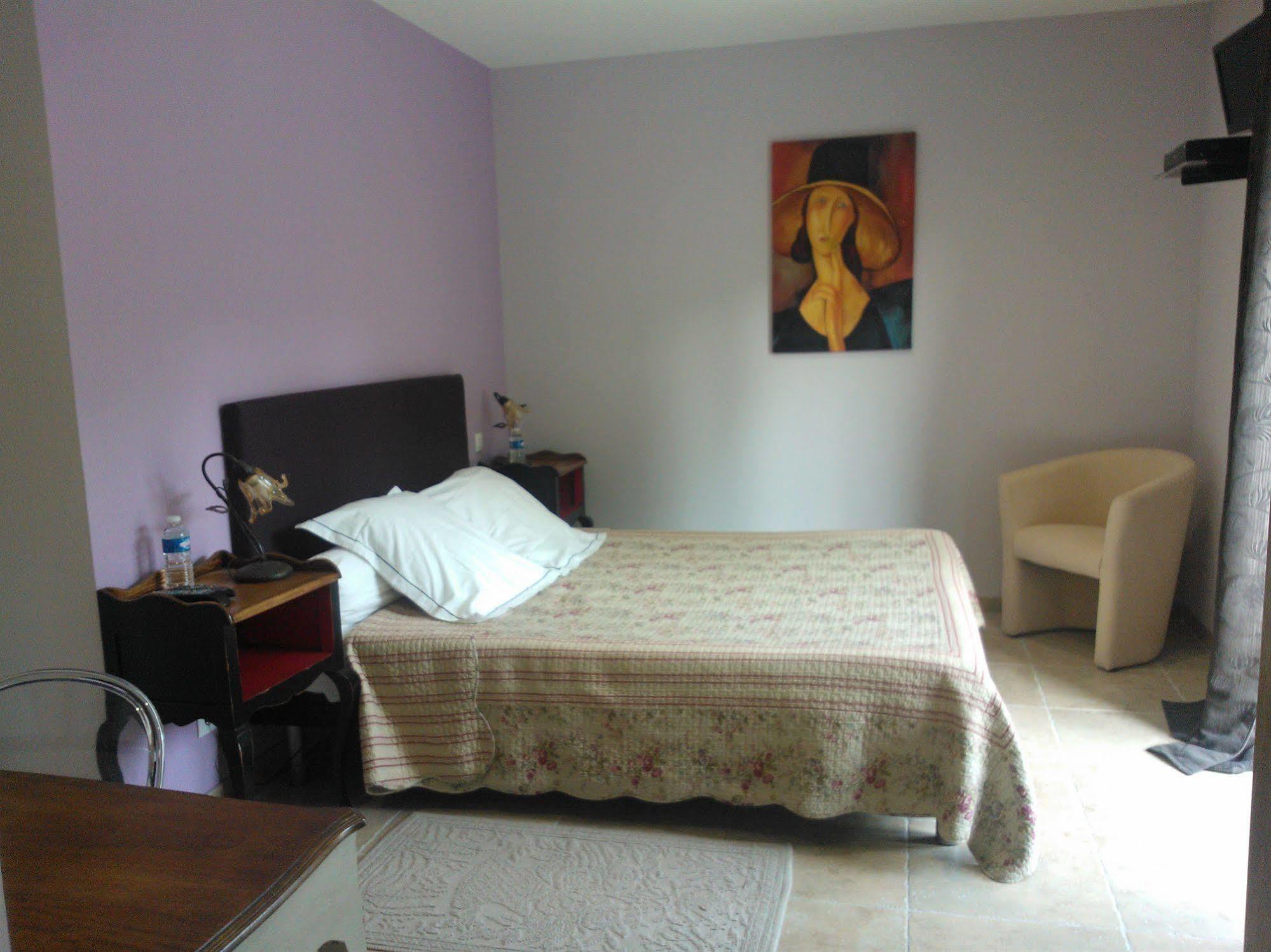 Relais De L'Alsou- Piscine Bed & Breakfast Labastide-en-Val Luaran gambar